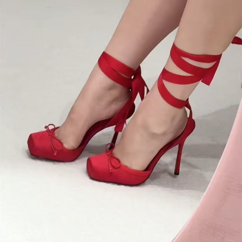 Red High-heeled Shoes, Women's - đánh giá và giá Wedding Fx